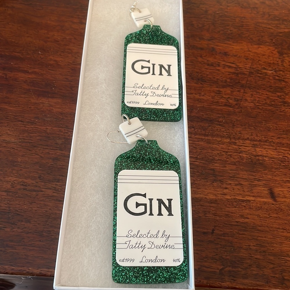 NIB Tatty Devine Green Glitter Gin Statement Earrings